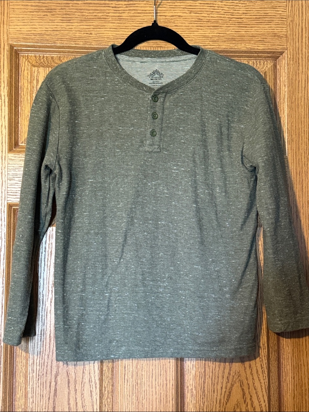 Kids Long-Sleeve Henley Top in Olive Green